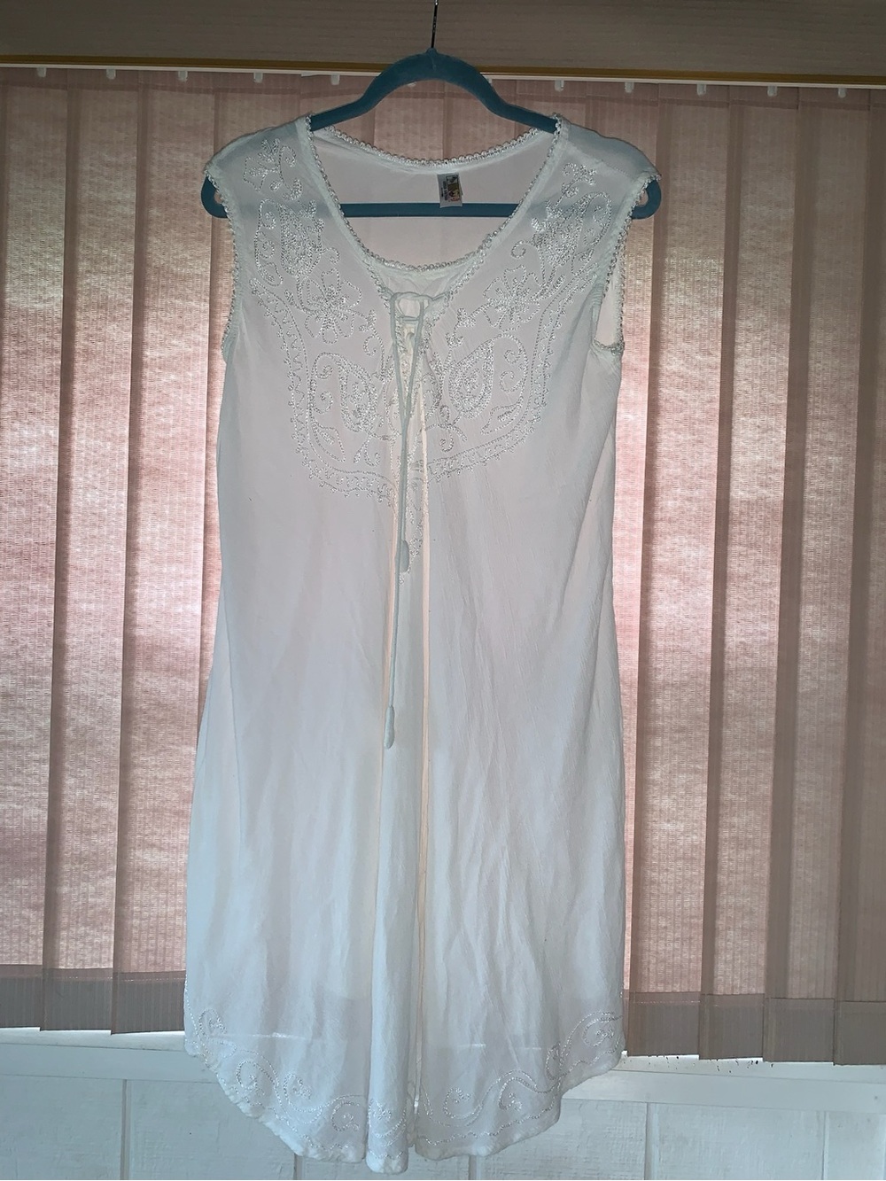 Women's White Lace-Embellished Cover Up